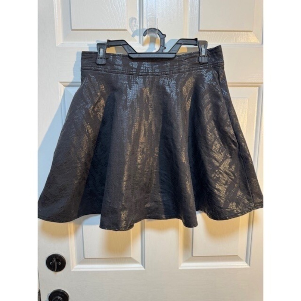 EUC Rock & Republic Coquette skater snakeskin pocket cotton blend skirt Size 8